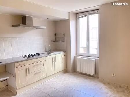appartement 3 pièces 48 m²