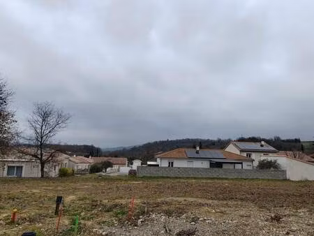 terrain constructible viabilisé à vendre
