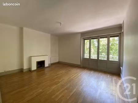 appartement 3 pièces 72 m²