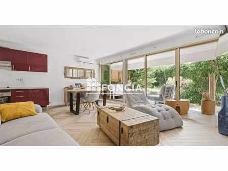marina baie des anges - appartement 2 pièces de 36.94 m2 - rez de jardin - terrasse
