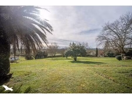 terrain constructible viabilisé à vendre