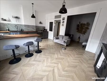 t1 bis meublé de 36 m² avec balcon et cave à lyon 3e (félix-faure)