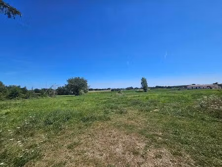 terrain constructible viabilisé à vendre