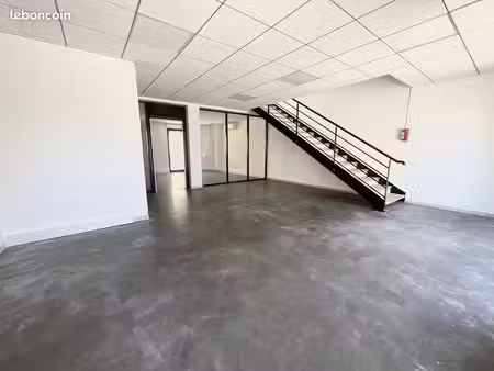 vente pro (murs) | local commercial | 150 m² | saint-laurent-de-mure