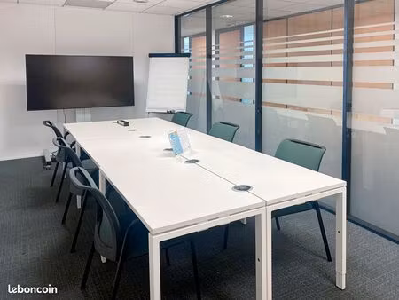 bureau privé à louer pour 4 personnes à lyon part dieu plaza lyon