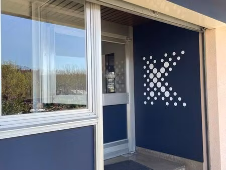 bureau dans espace de co-working quai de saône