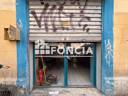 local commercial 65 m²