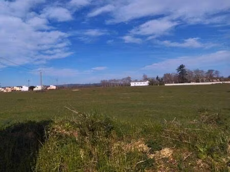 terrain constructible viabilisé à vendre