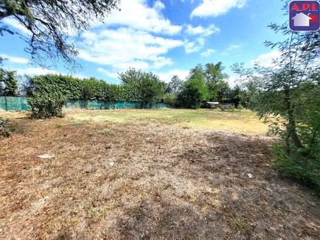 terrain constructible viabilisé à vendre
