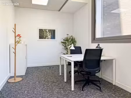 utilisation à la demande de bureaux privés chez regus lyon  saint exupéry airport colombie