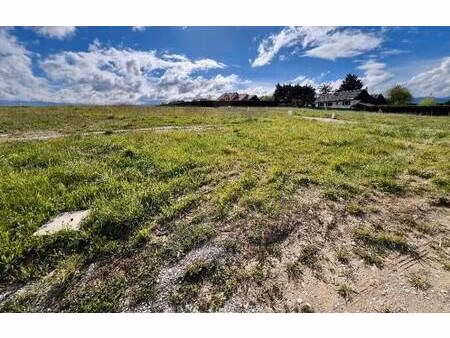 terrain constructible viabilisé à vendre