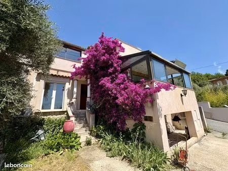 maison 4 pièces 150 m²