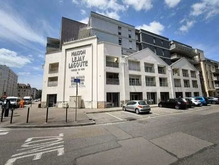 local commercial à vendre
