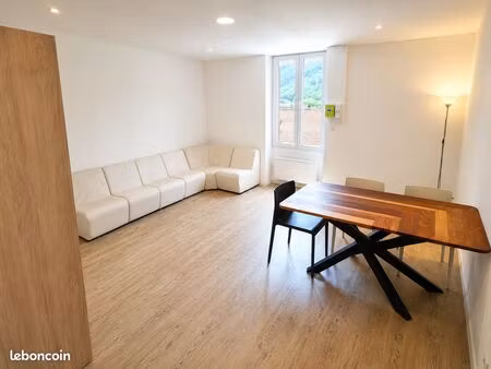 t2 meublé – 50 m² – tenay (01230) – 3ème étage – dpe c