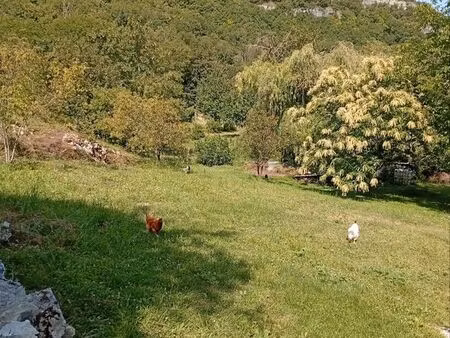 terrain viabilisé 832m2