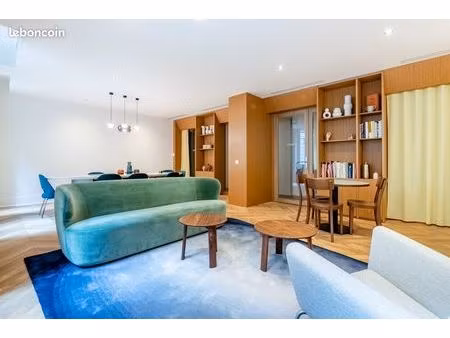 abonnements flexibles pour un espace de coworking à louer à signature  kleber paris