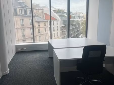 bureau de prestige dans centre d'affaires