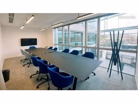 bureau en espace ouvert à louer pour 10 personnes à paris  porte d'orléans paris
