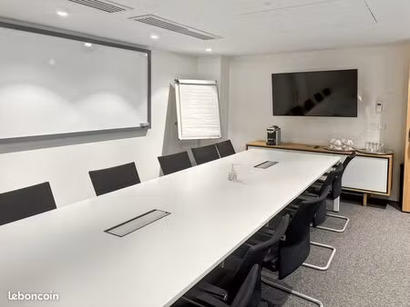 bureau en espace ouvert à louer pour 10 personnes à paris  rosa parks paris
