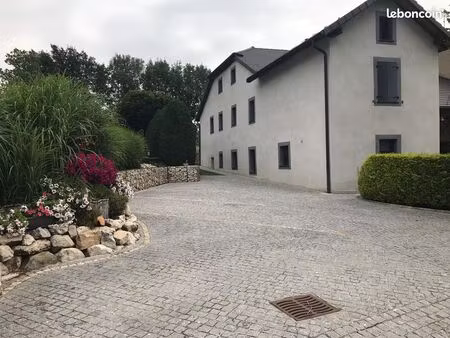 appartement atypique dans ferme rénovée