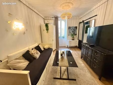 appartement t2 de 35m2 renové avec clim et calme 83490 le muy