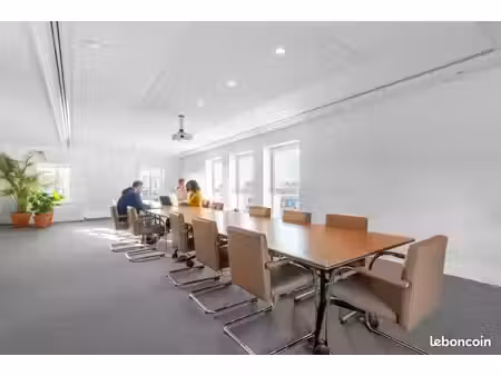 location d'espace de bureau au design magnifique pour 10 personnes à paris  spaces etoile 