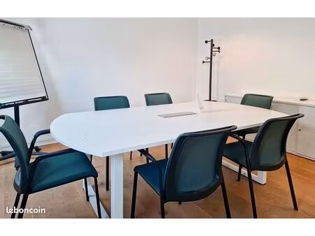 location d'espace de bureau au design magnifique pour 5 personnes à paris spaces opera gar