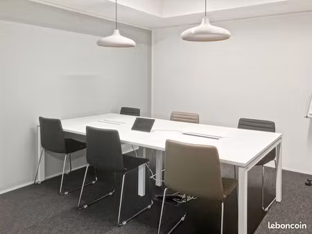 bureau en espace ouvert à louer pour 10 personnes à paris  carré monceau paris