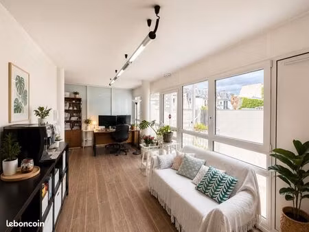 bureaux 100 m²