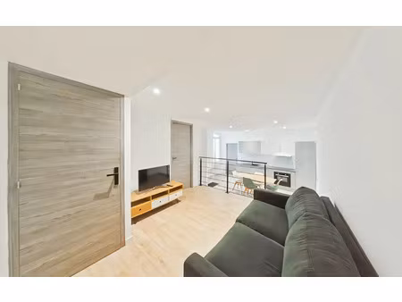 location appartement  m² t-2 à valence  630 €