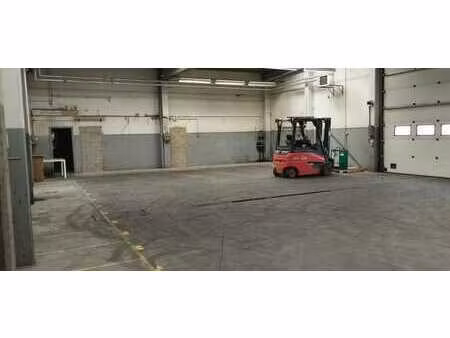 entrepôt 260m² messancy