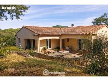 villa 4 pièces 128 m²