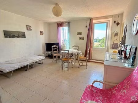studio 25m2 - vue dégagée - parking à 200m