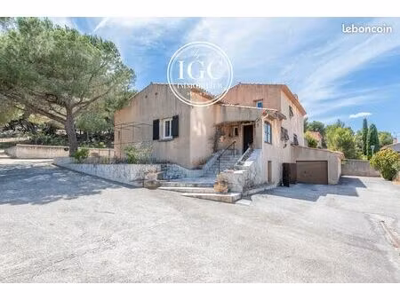 maison 7 pièces 194 m²