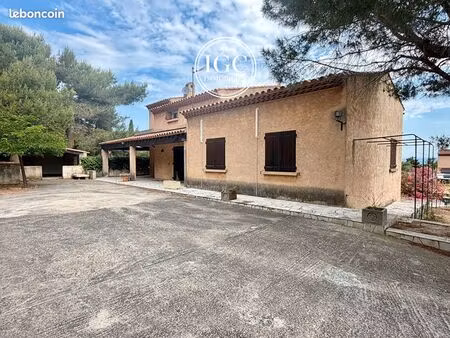 maison 7 pièces 300 m²