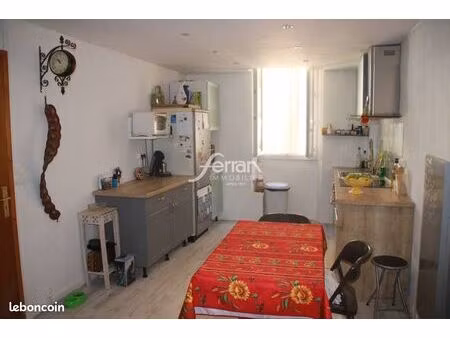 maison de village 4 pièces 85 m²