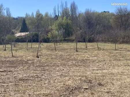 terrain 574 m² tourves