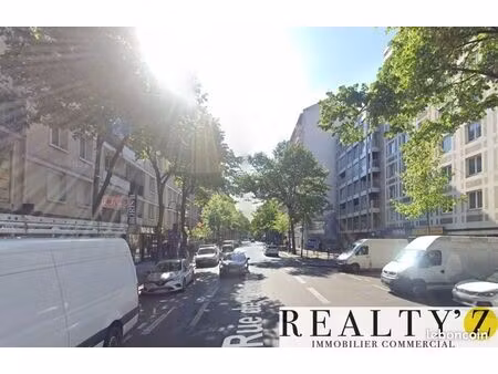 local commercial 760 m²