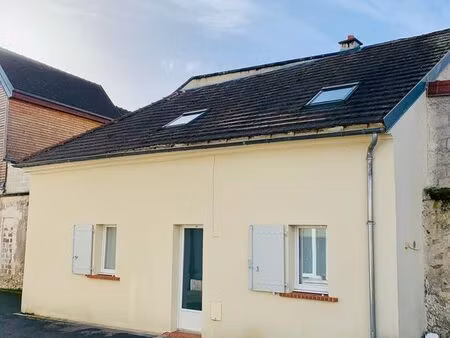 petite maison meublée dans le centre historique