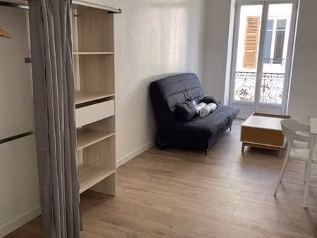 à louer studio refait à neuf