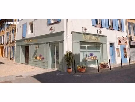 local commercial à louer – emplacement n°1 pour commerces ou agences