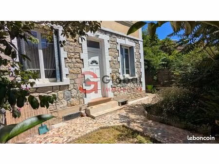 villa 5 pièces 95 m²