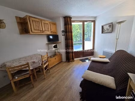 studio 1 pièce 17 m²
