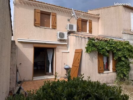 villa 4 pièces 80 m²
