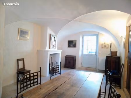 appartement 76m2 en rdc  au coeur de la place forte de mont dauphin (dpe: d)