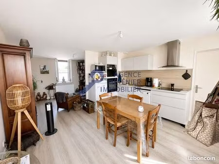 à découvrir - agréable maison avec extérieur à tréteau