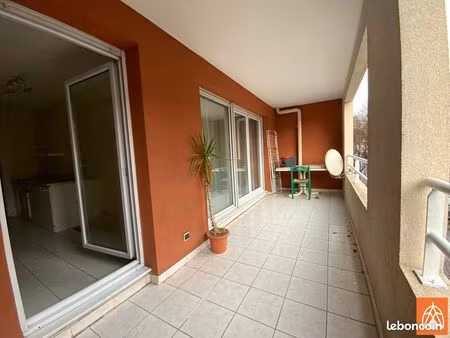 appartement 3 pièces 70 m²