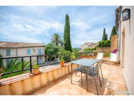 appartement 5 pièces 196 m²