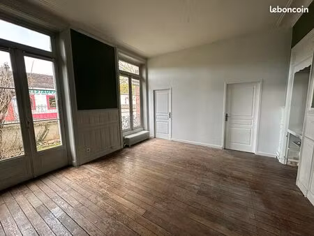 bureaux 40 m² auxerre