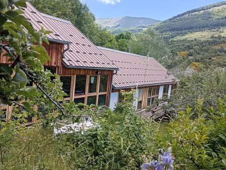 a vendre magnifique maison passive avec terrain